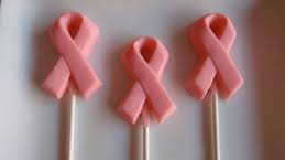 Zdjęcie trzech różowych wstążek